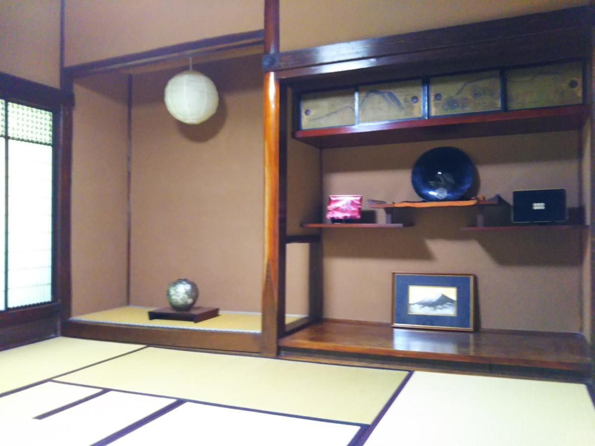 ゲストハウス「古民家の宿梨本軒」 Takayama (Nagano) المظهر الخارجي الصورة